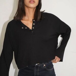 LNA RHETT HENLEY Black Buttoned Women's Top